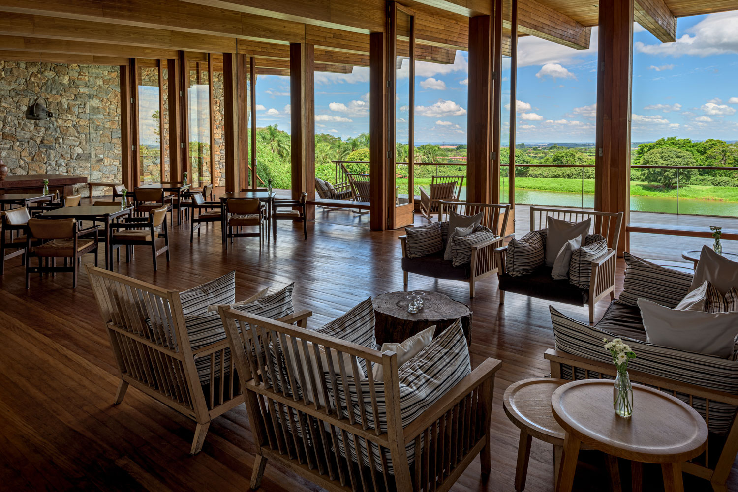 Lobby Bar