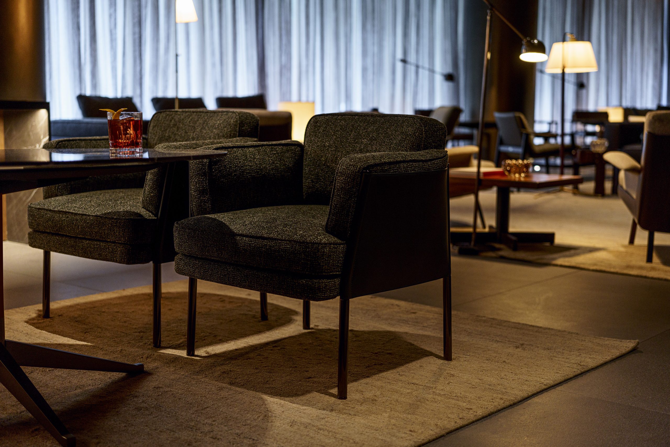 Lobby bar