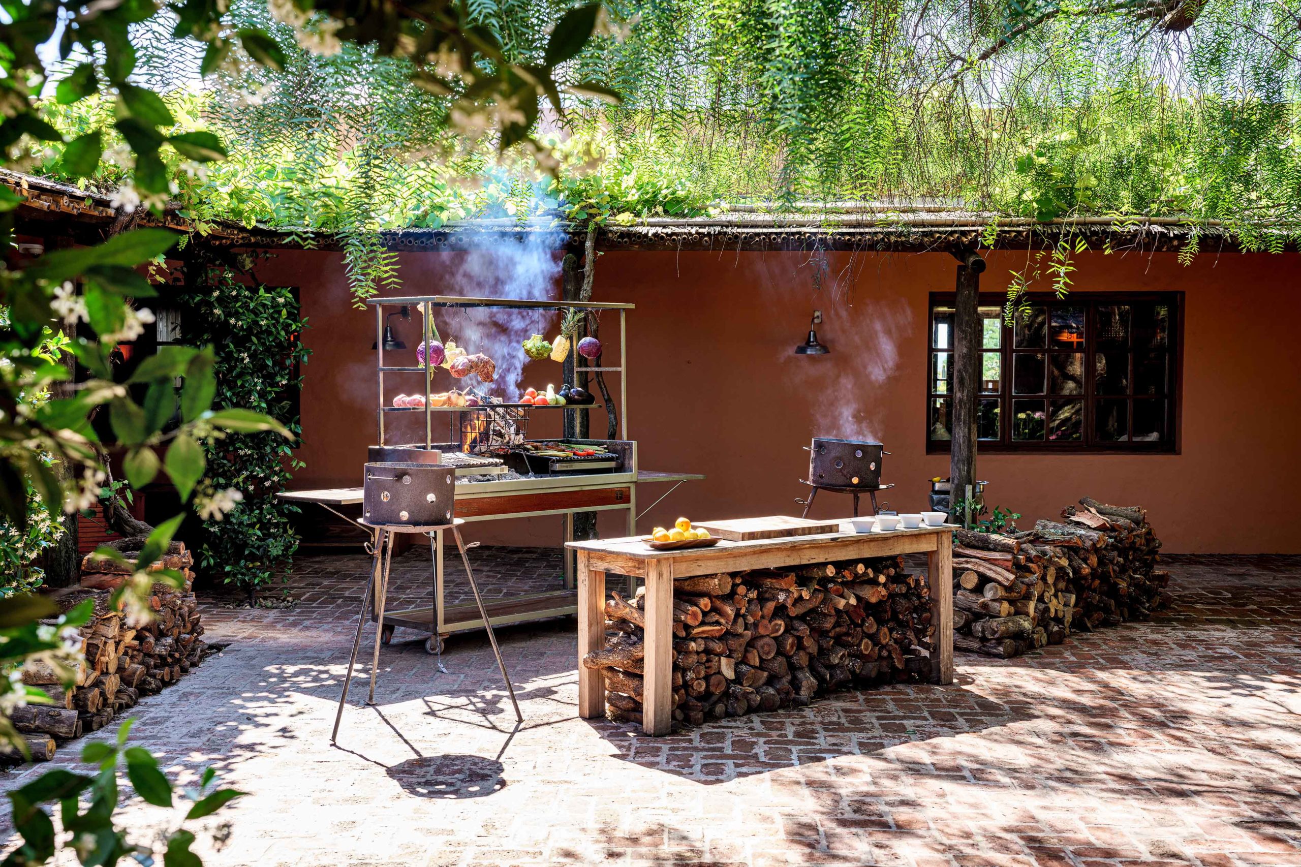 Cycling Tour & Lunch in Patio Las Piedras